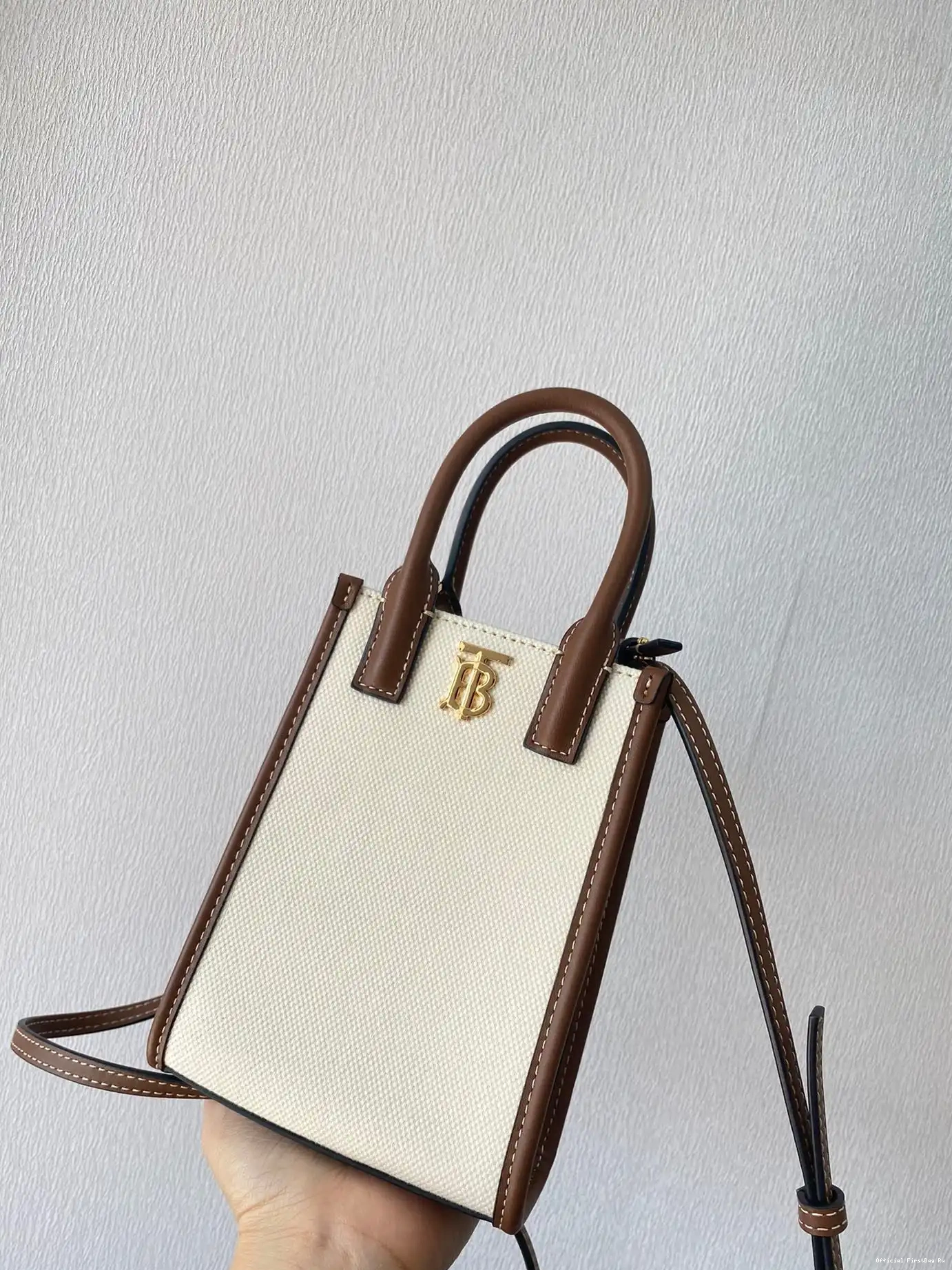 Official FirstBag Ru Frances MICRO Tote BURBERRY 0515